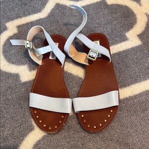 Steve Madden White and Brown Sandals with Adjustable Straps